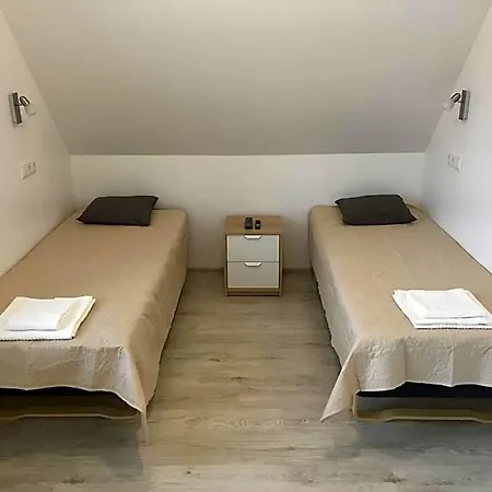 Inn Huntfood Majutus Jogeva